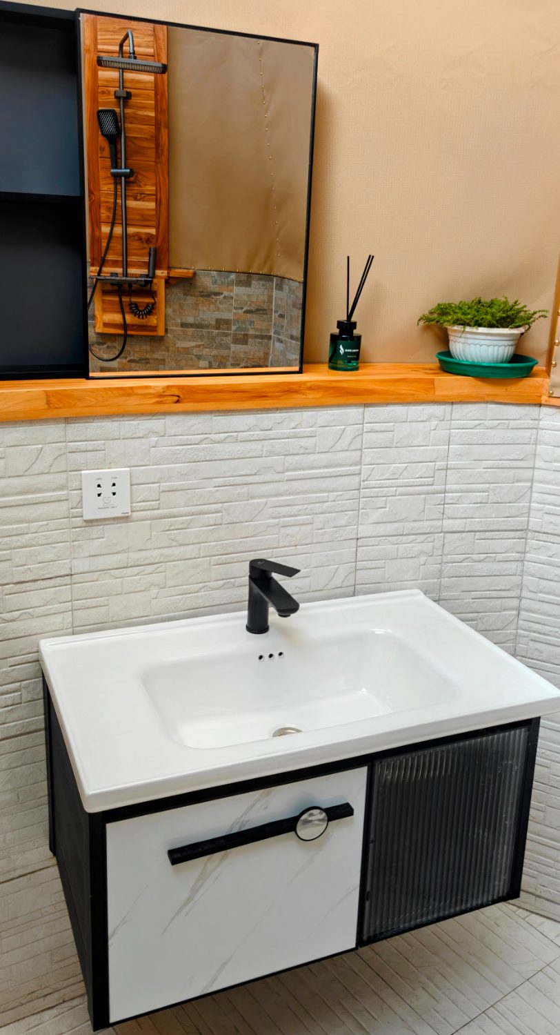 Timber and stone ensuite vanity